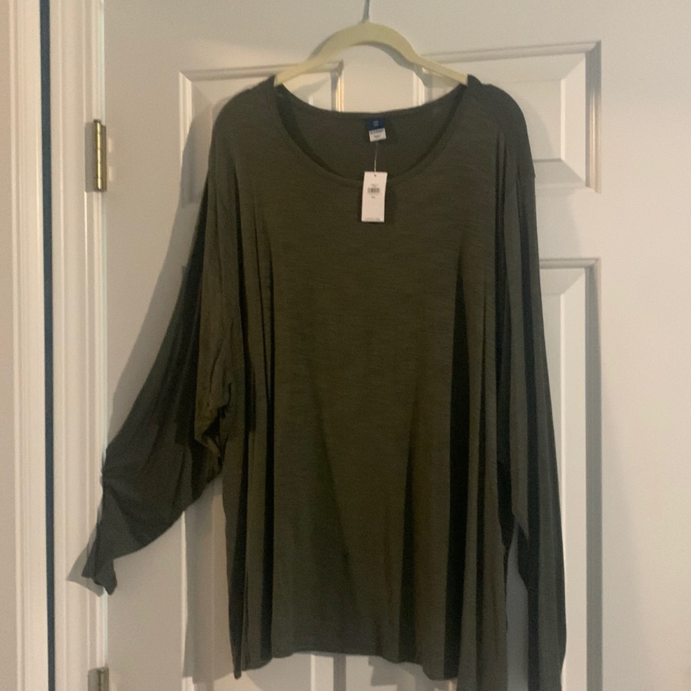 NWT- Old Navy long sleeve shirt